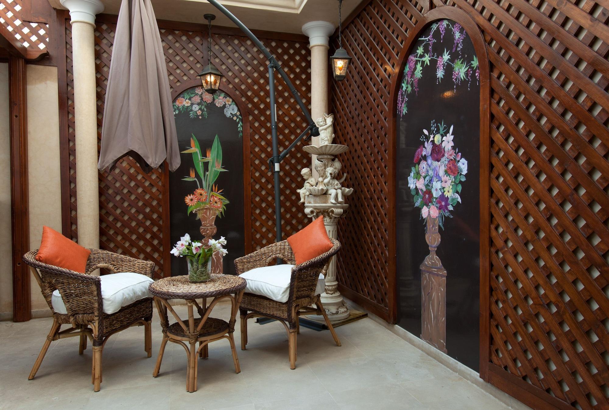 Art Palace Suites & Spa Касабланка Экстерьер фото A private garden